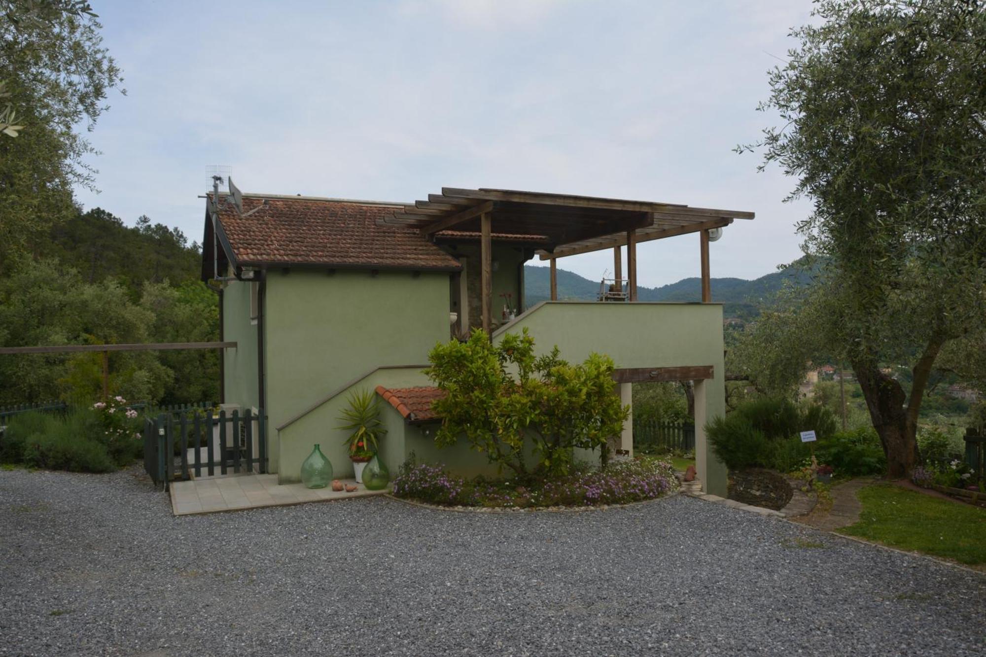 Hostal Terre Di Garlenda Exterior foto