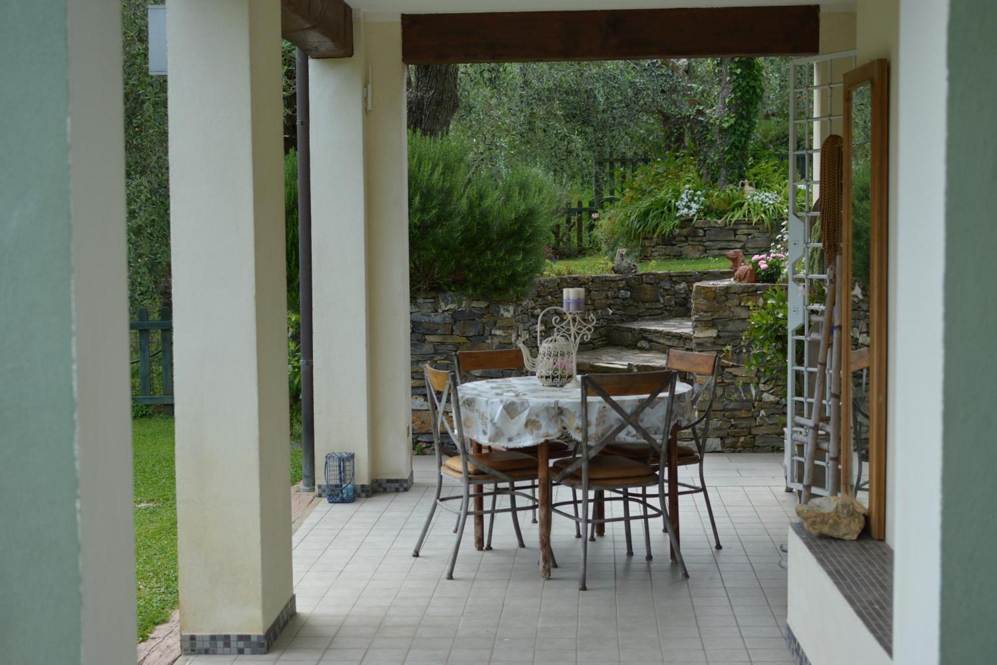 Hostal Terre Di Garlenda Exterior foto